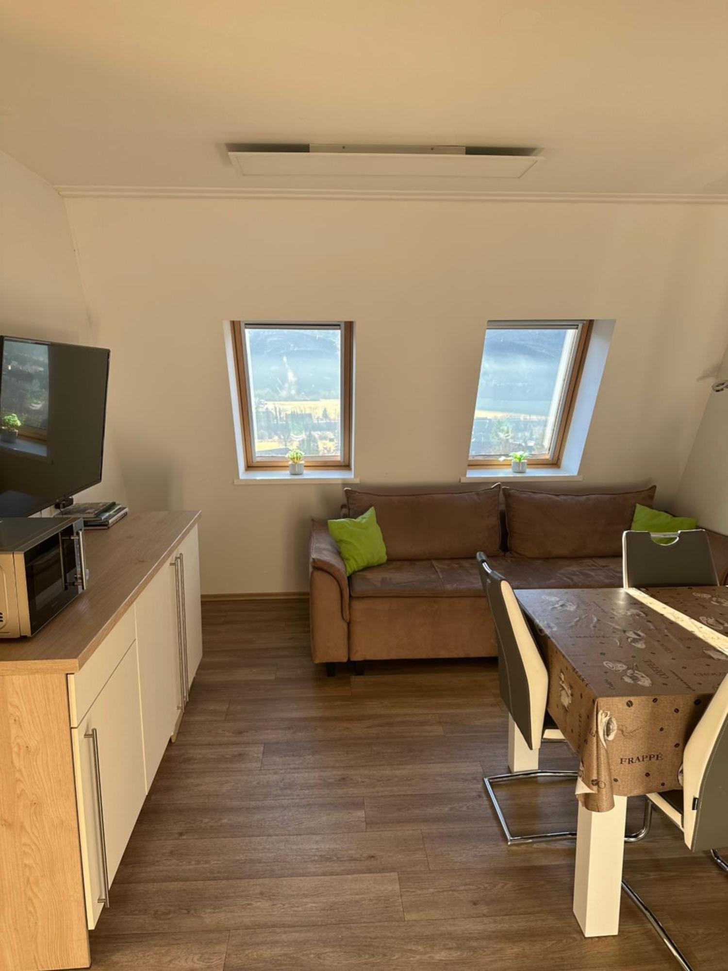 Bovecenter Apartments Kaninska Vas Екстер'єр фото